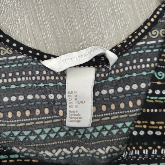 Women’s H&M Tank Top Size Medium - Picture 3 of 3